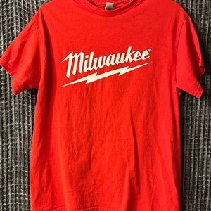 Gildan Red Short Sleeve Tee Classic Style